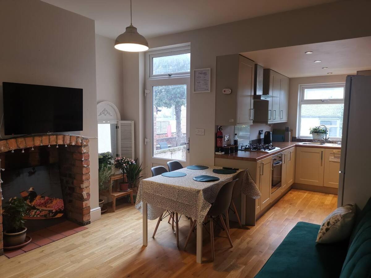 Derby Pride Park Private Ensuite Room- 2 Beds- Free Parking Exterior foto
